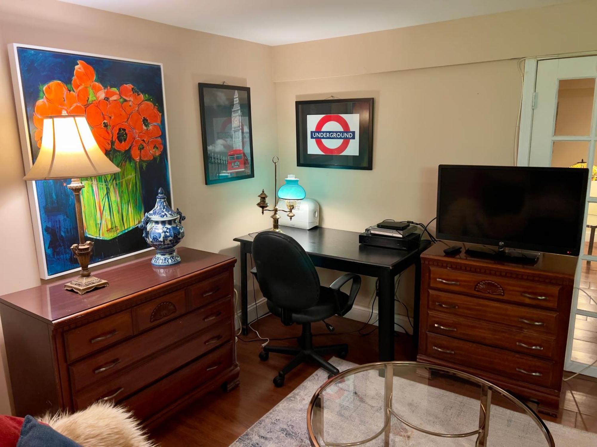Charming 1-Bedroom Basement Close To Dc Pets Allowed Arlington Kültér fotó